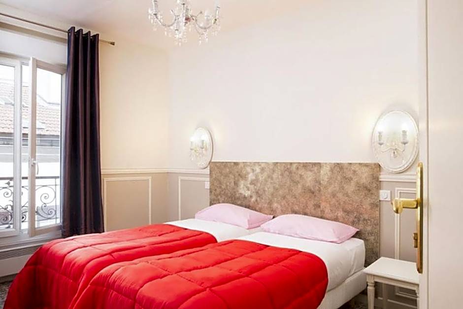 Bastille Hostel