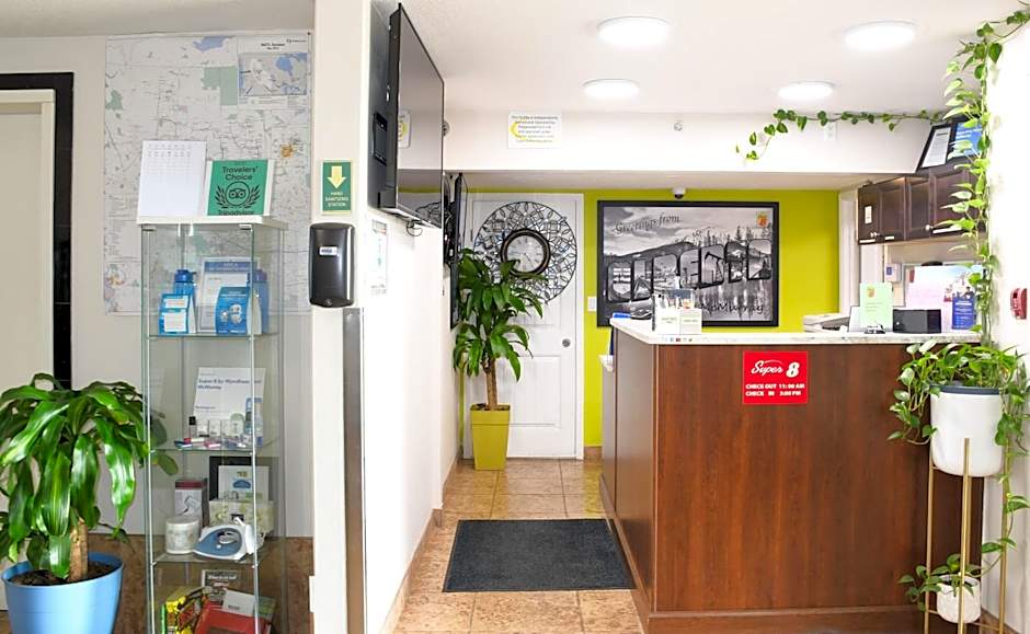 Super 8 Fort McMurray