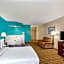 Comfort Inn & Suites Sarasota I75