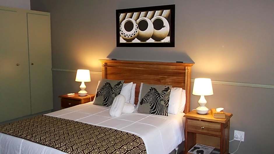 HouseMartin Lodge & Self Catering