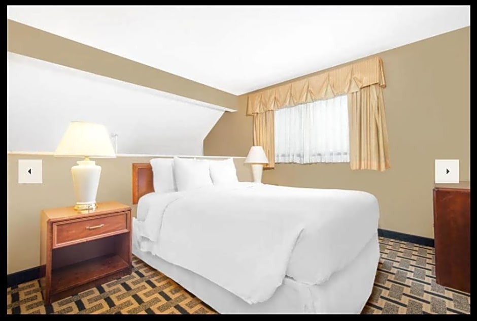 Hawthorn Suites by Wyndham Wichita Airport