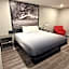 Super 8 by Wyndham Macomb