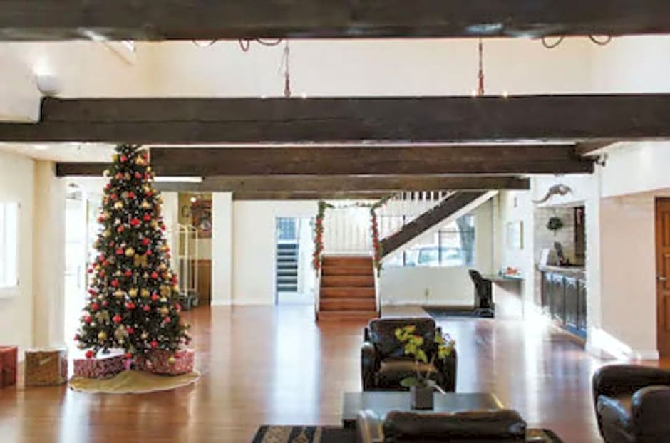 Channel Islands Inn