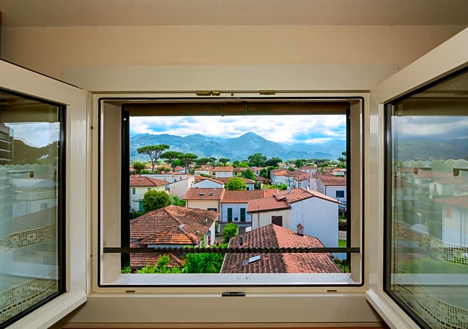 Hotel Apuana