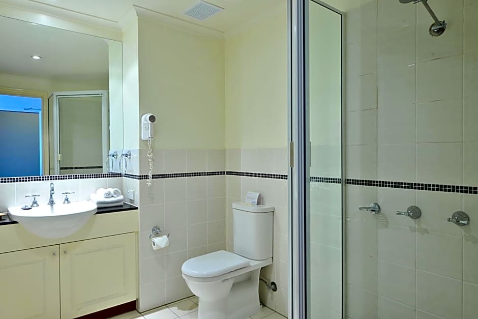 Mantra on the Inlet Port Douglas