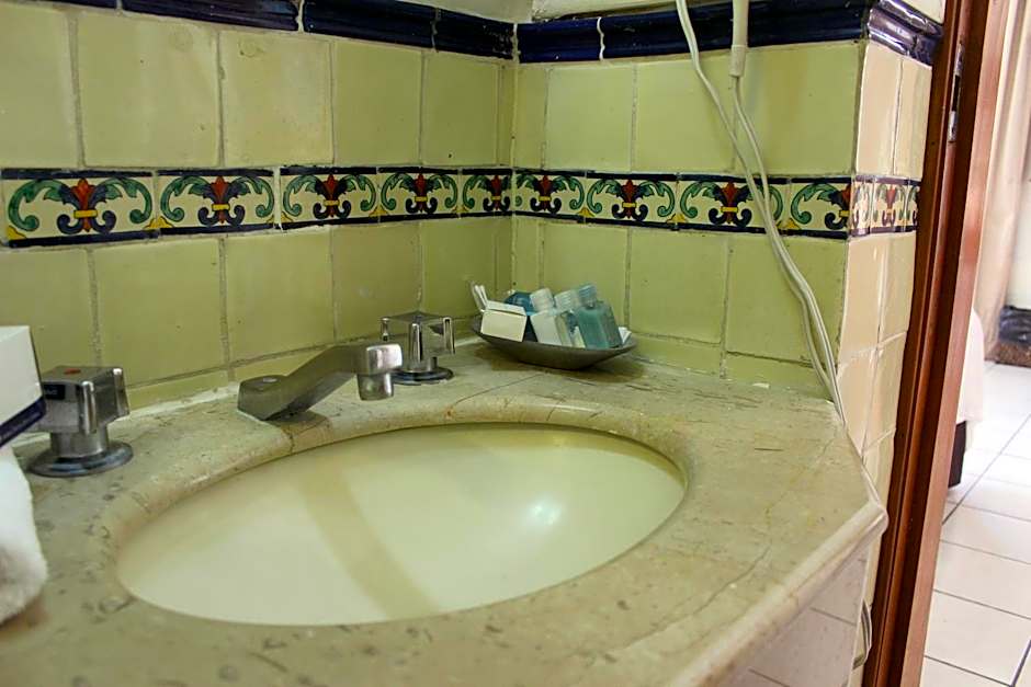 Hotel Concierge Plaza Colima
