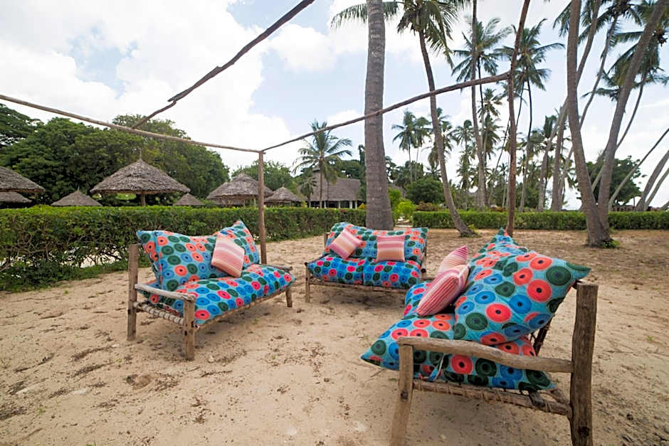 Antonio Beach Tree House Hotel & Spa