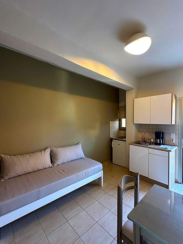 Blue Sky Hotel Apartments