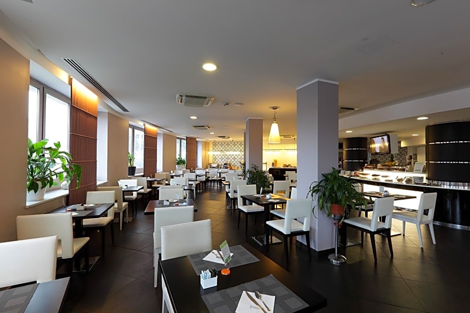 Holiday Inn Genoa City By IHG