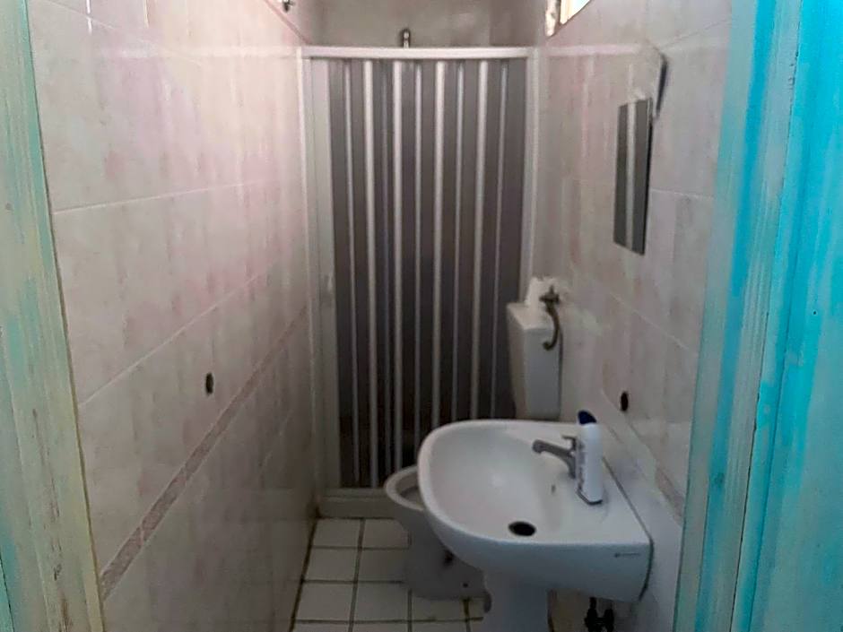 Dama HostelBB