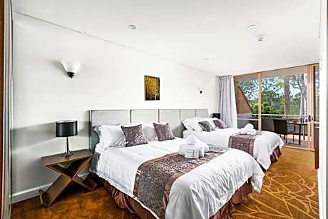 Two Queen Room with Valley View - Non-Smoking