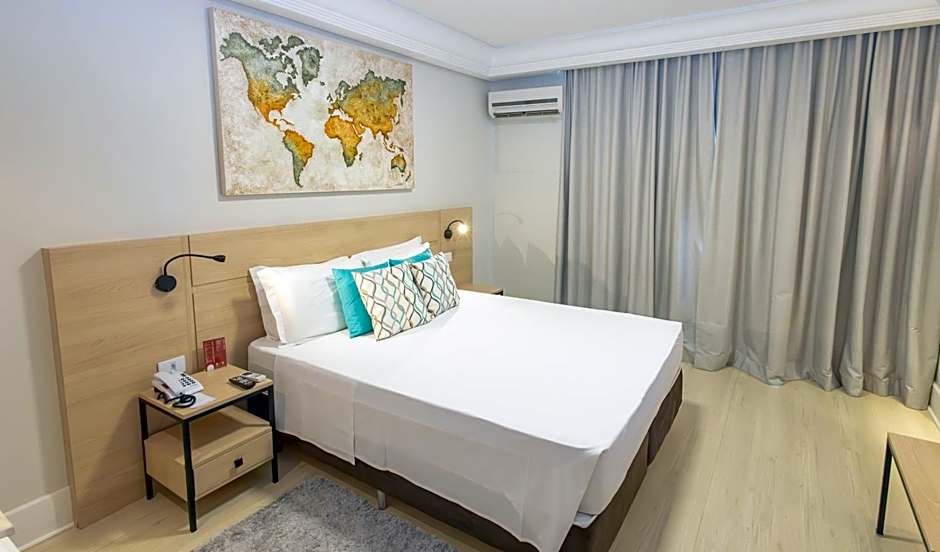 Lizon Curitiba Hotel