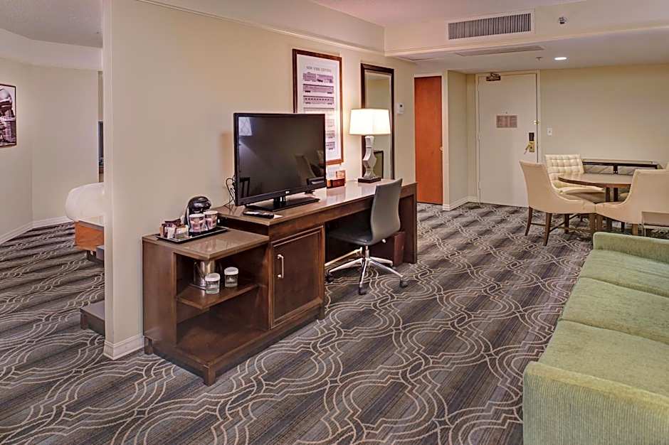 St Louis Union Station Hotel Curio Collection by Hilton