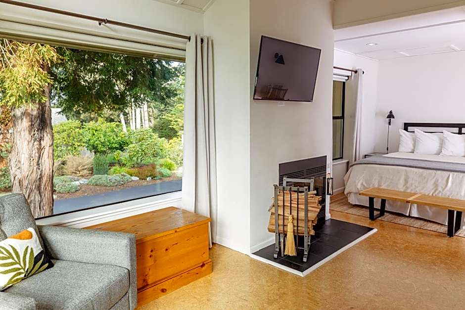 SCP Mendocino Inn and Farm