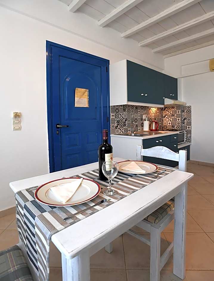 Nostos Beachfront Apartments & Studios