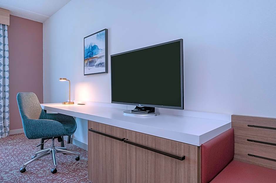 Photo 1 of 2 of Premium 2 Queen Beds, View, Top Floor