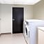 Holiday Inn Express and Suites Atlanta NE - Duluth By IHG