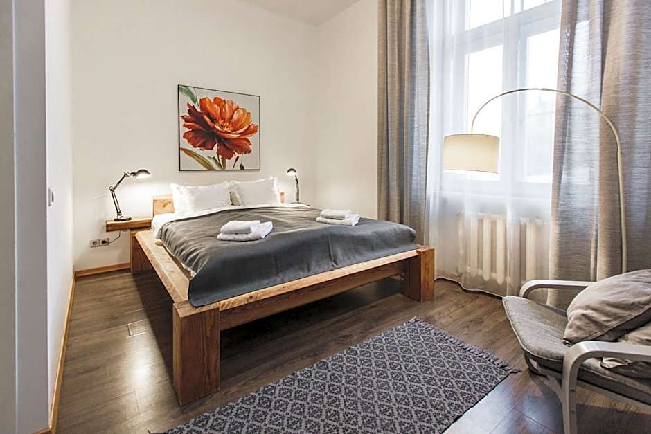 Bearsleys Downtown Apartments