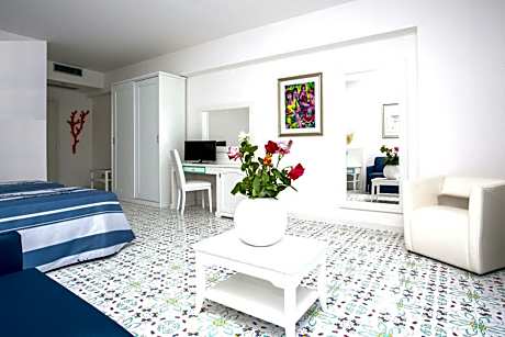 Superior Quadruple Room
