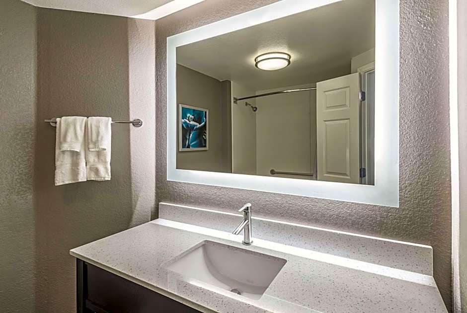 La Quinta Inn & Suites by Wyndham Lake Mary