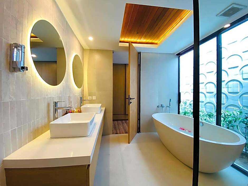 The Kons Villa Bali Seminyak