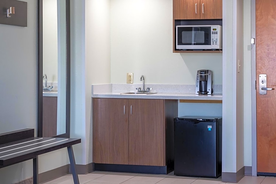 Holiday Inn Express Coventry S - West Warwick Area By IHG