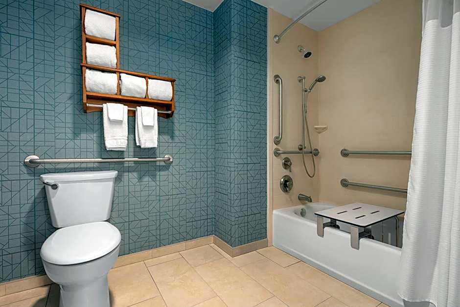 Homewood Suites By Hilton Cincinnati-Downtown