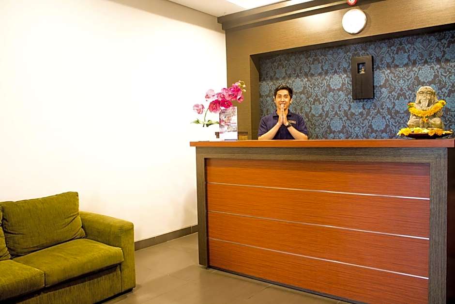 Transera Kamini Legian Hotel