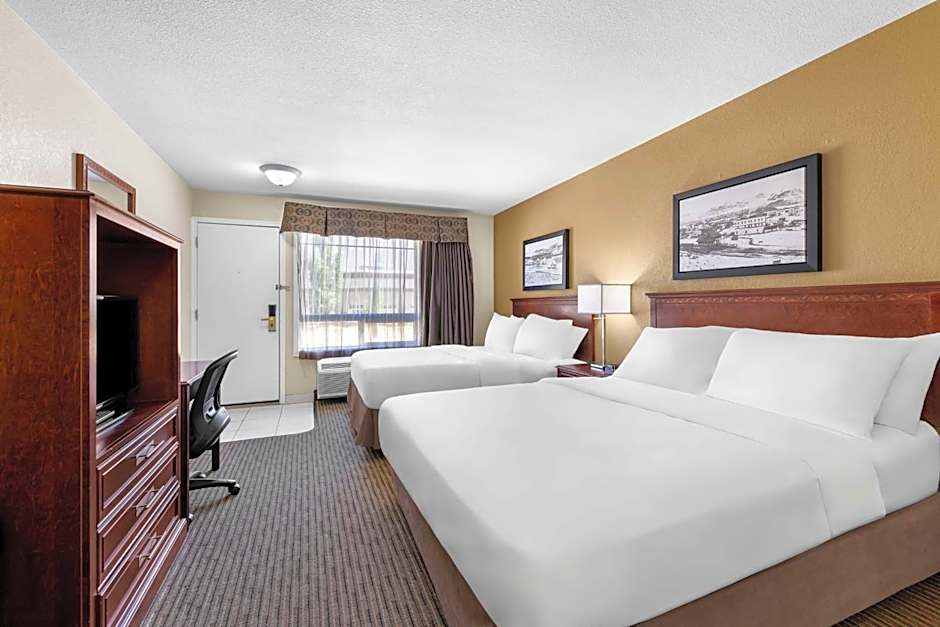 SureStay Plus Hotel by Best Western Drumheller
