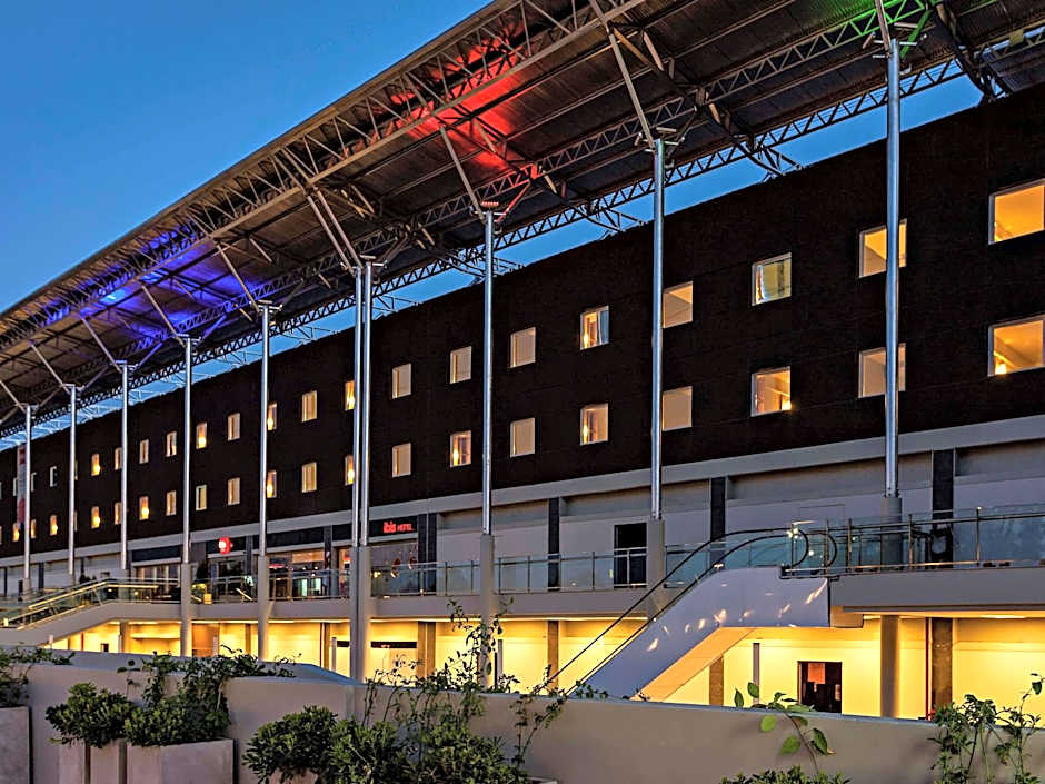 Hotel Ibis Pilar