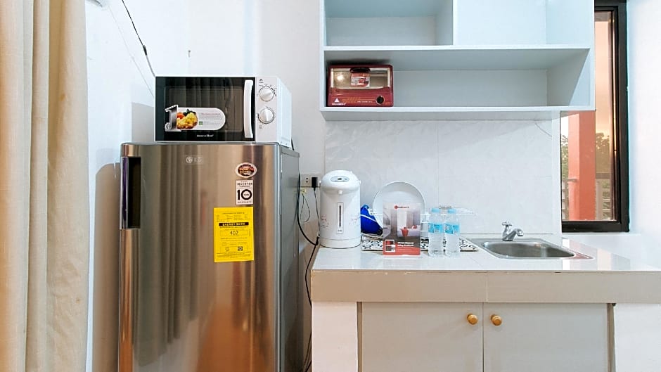 RedDoorz Plus Bienvenido Boarding House Las Pinas Weekly Stay