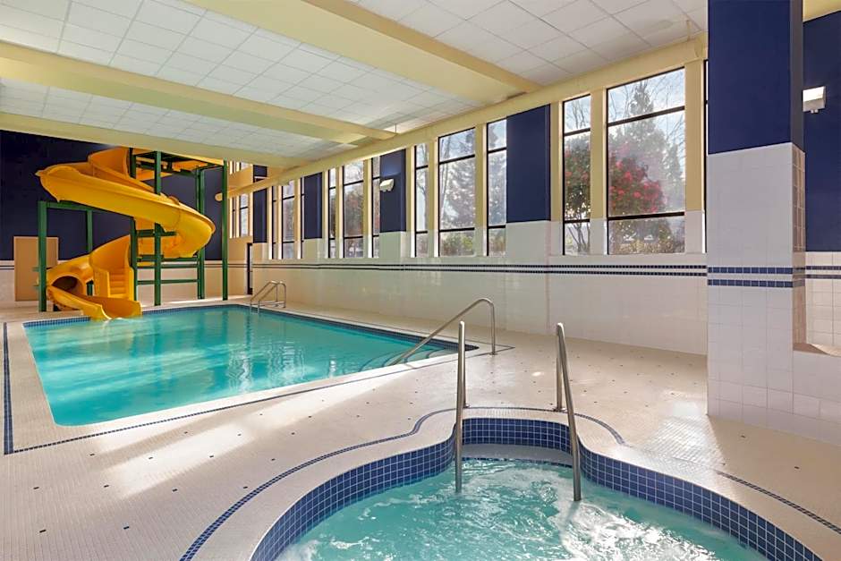 Hampton Inn & Suites by Hilton Langley-Surrey