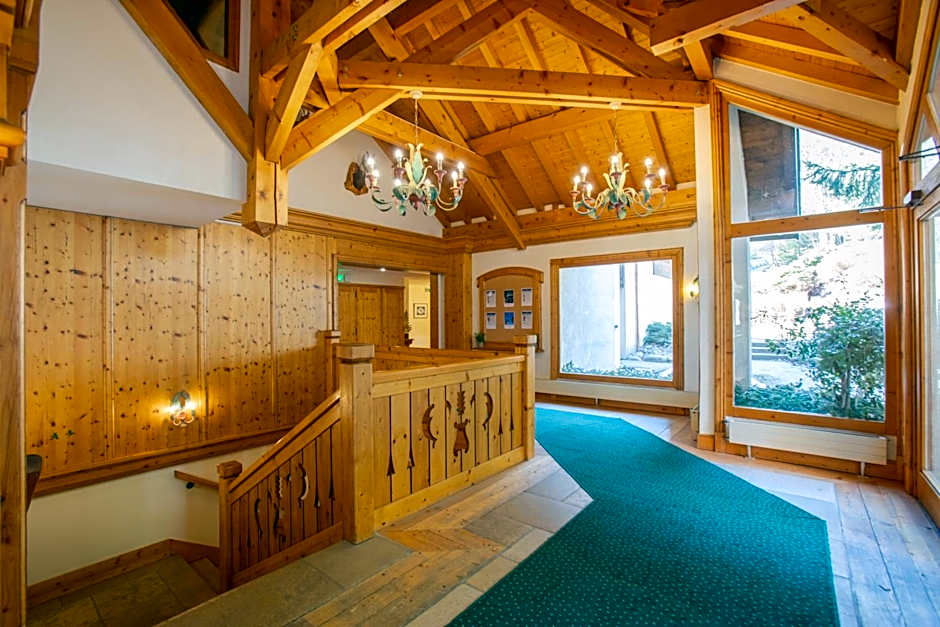 Les Balcons Du Savoy