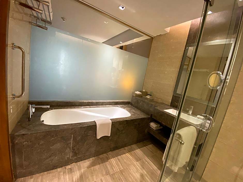 Holiday Inn New Delhi Mayur Vihar Noida By IHG