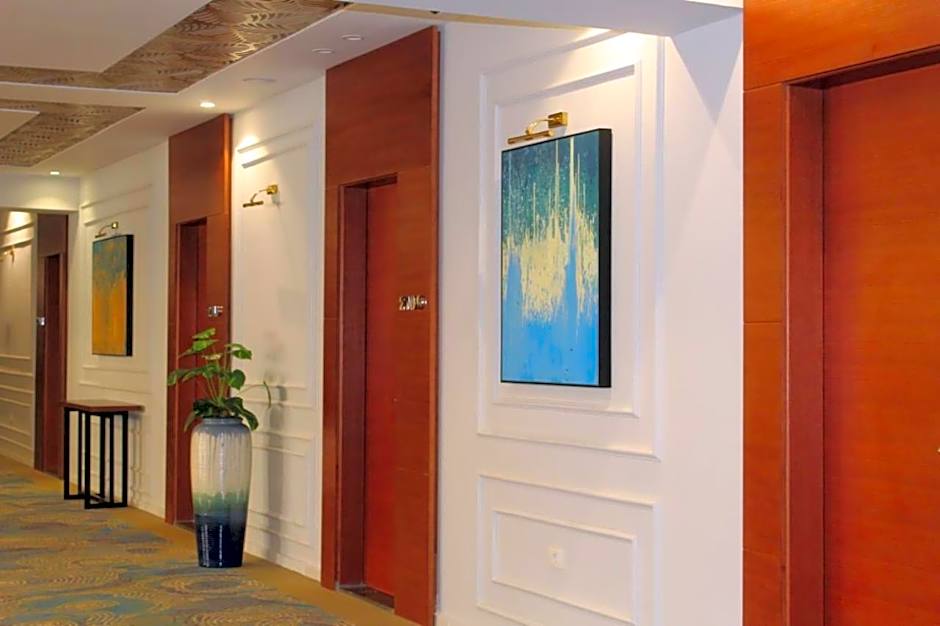 Royal Jewel Al Raml Hotel