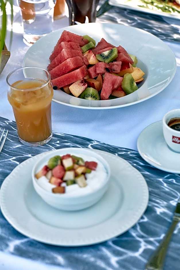 Lagos Mare Hotel