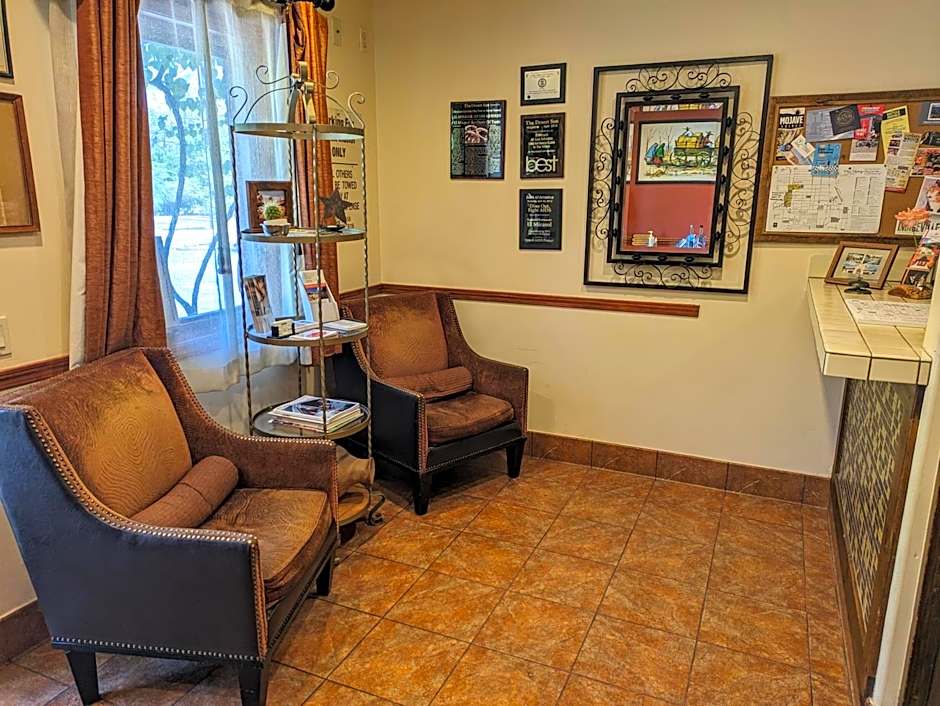 Los Arboles Hotel