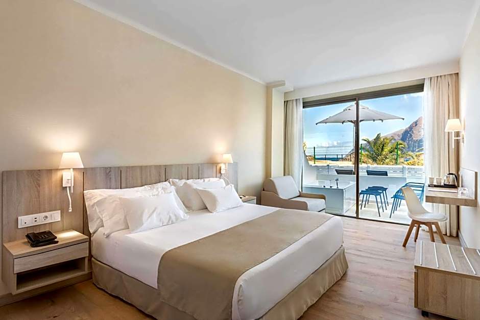 Barceló Santiago Hotel
