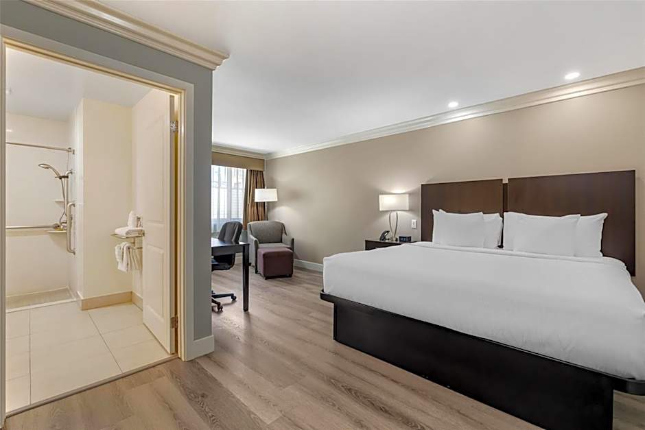 Best Western Plus LA Mid-Town Hotel