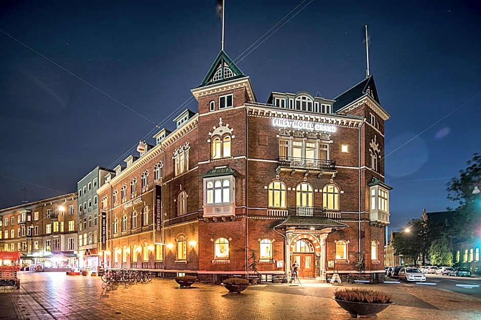 First Hotel Grand