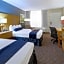 Travelodge by Wyndham Palm Springs