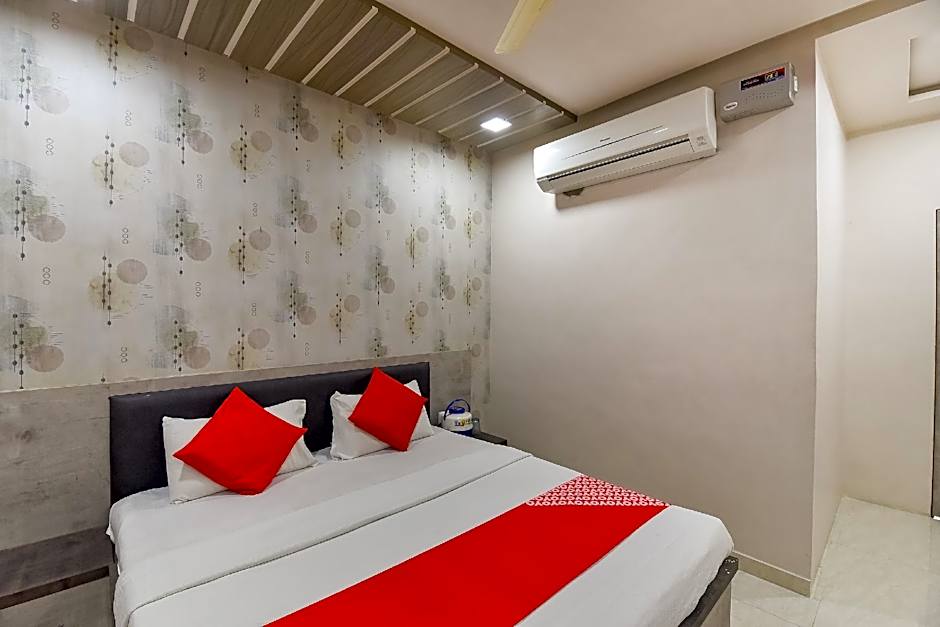 Super Hotel O Jagmohan Hotel