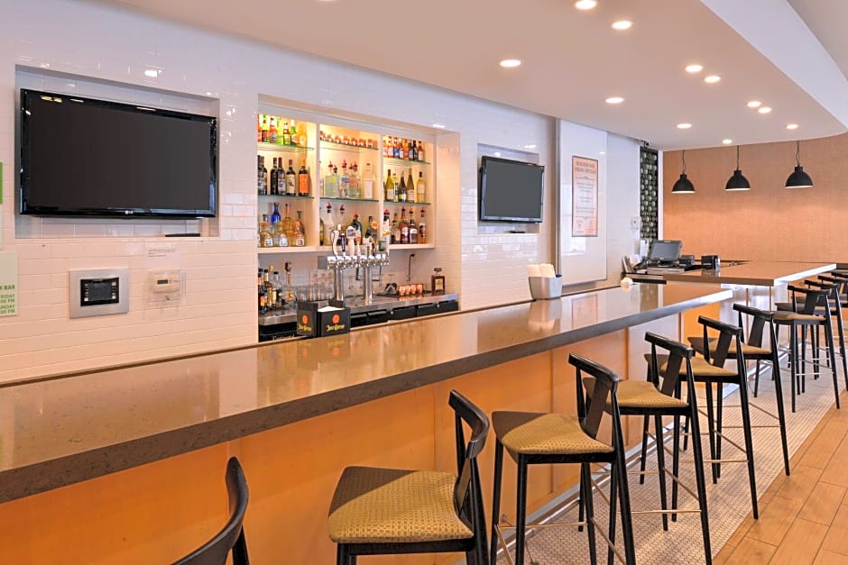 Holiday Inn Little Rock West Chenal Pkwy – Little Rock, AR