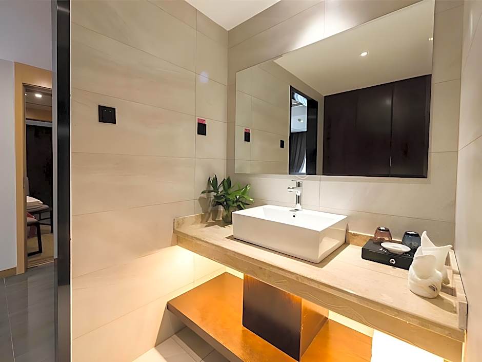 VX Hotel Wuxi Jiangyin Xiangshan Road Gymnasium