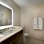 Holiday Inn Express - Lake Park