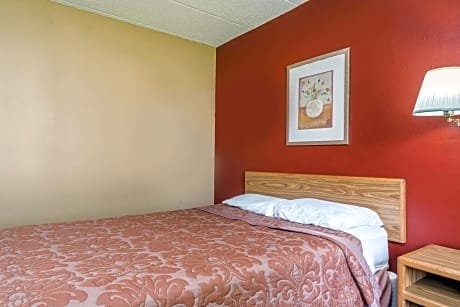 1 Double Bed, Smoking
