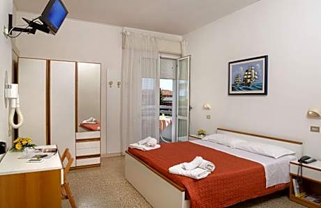 Double or Twin Room with Balcony