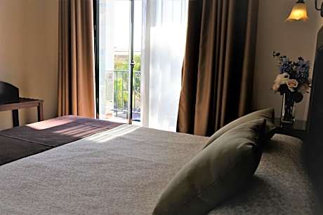 Single Room with Terrace