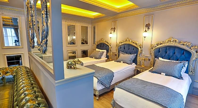 Real King Suite Hotel