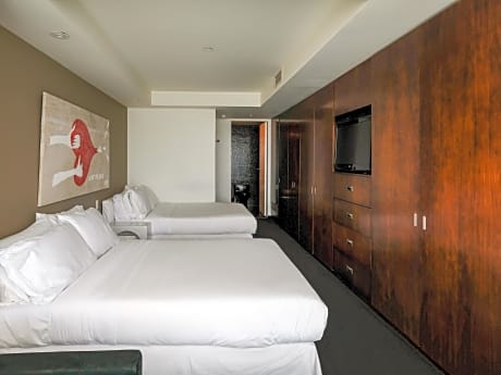 Deluxe Room 2 Double Beds